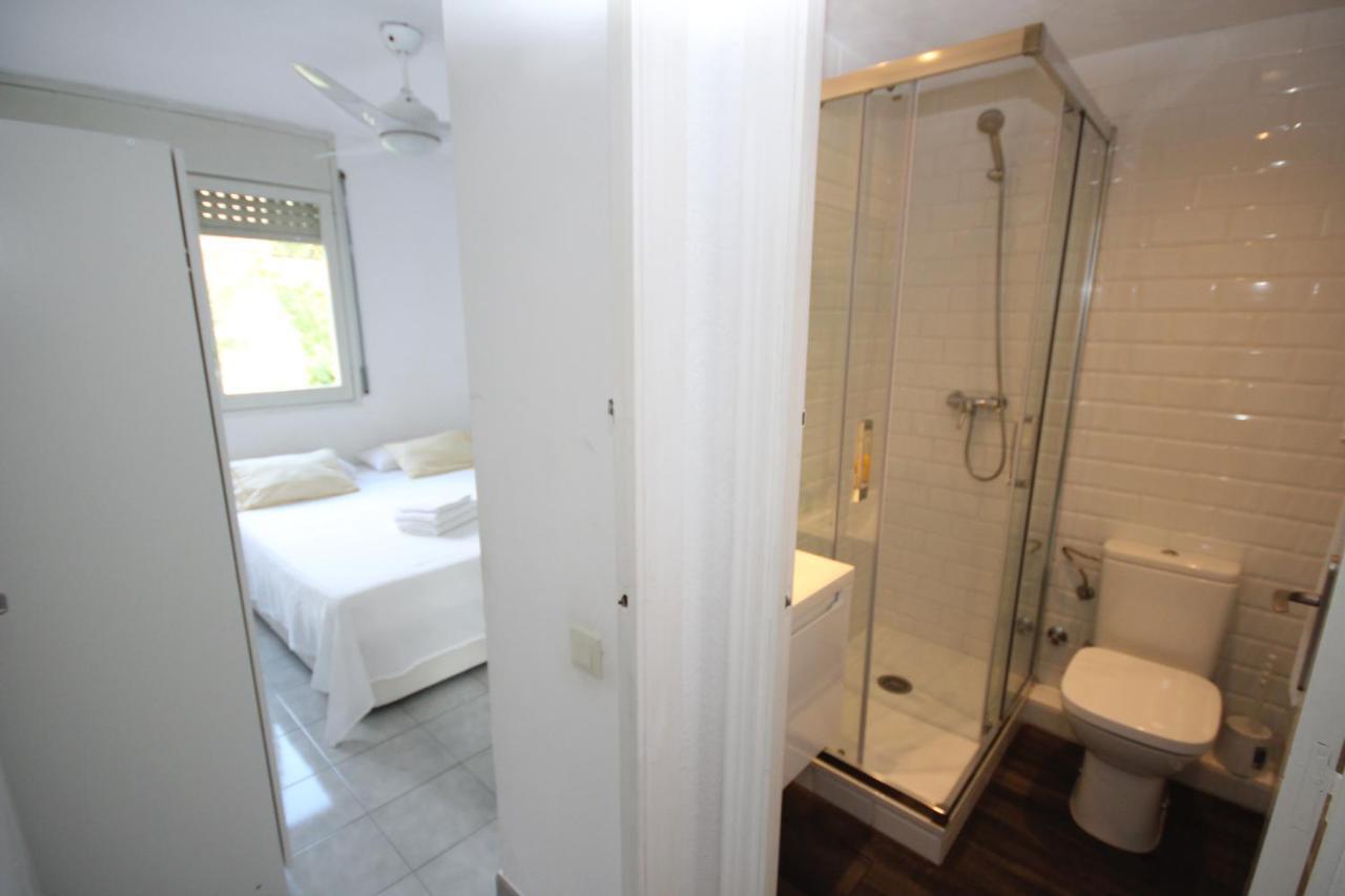 Casa En Masnou Junto A Playa Y Trenヴィラ エクステリア 写真